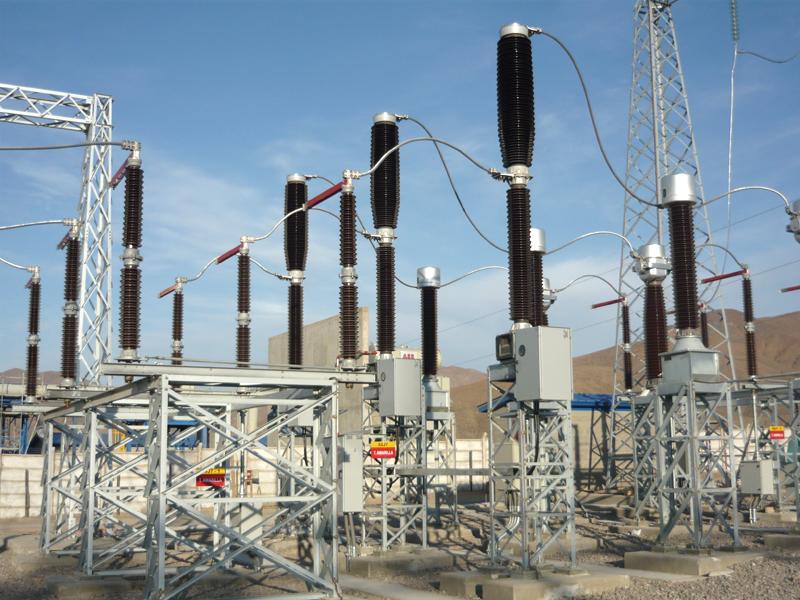 Substation at Tierra Amarilla simple cycle power plant