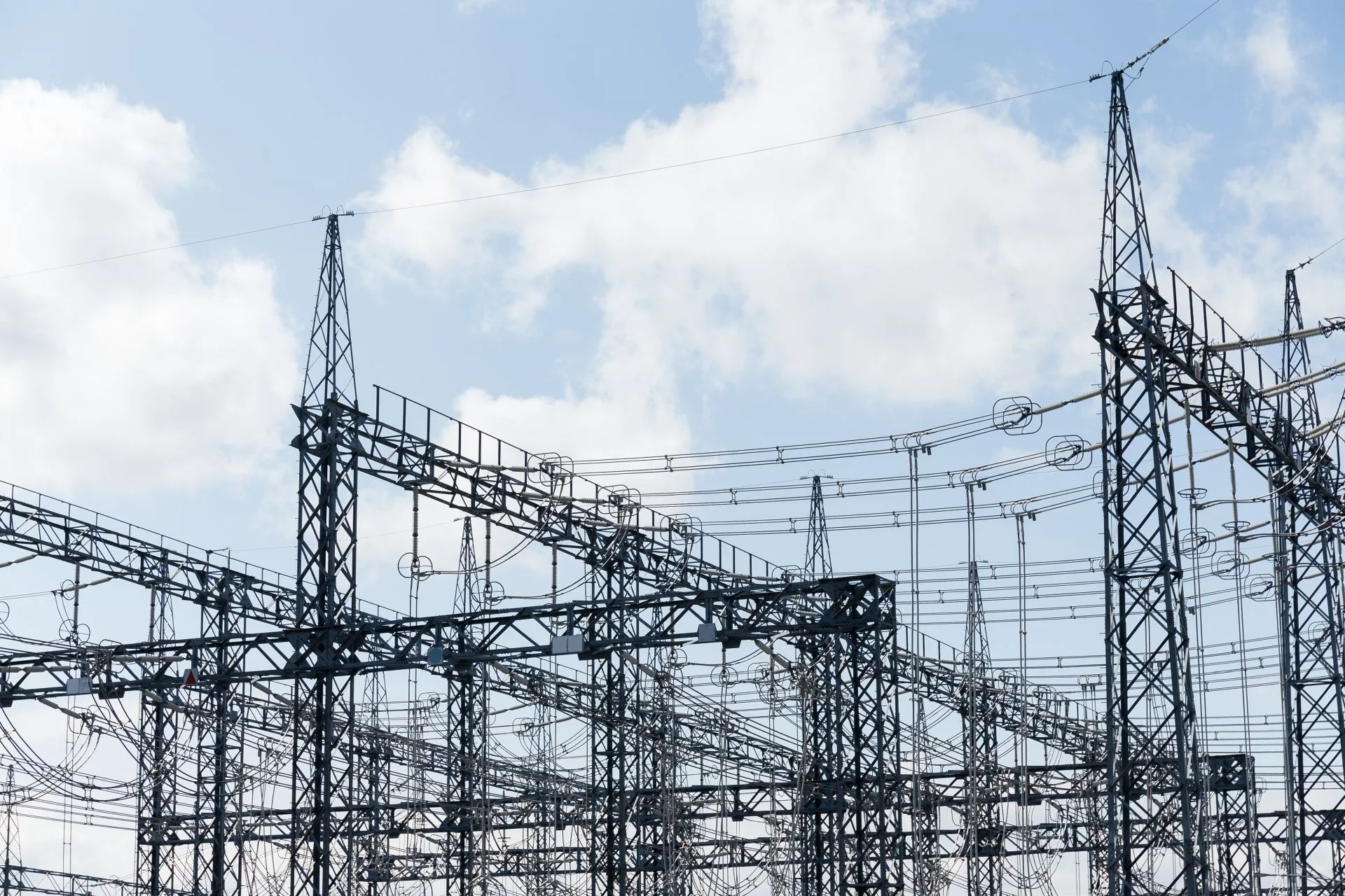 ISOTRON ejecutará las infraestructuras de evacuación de la planta fotovoltaica Torozos 12&3 en Valladolid