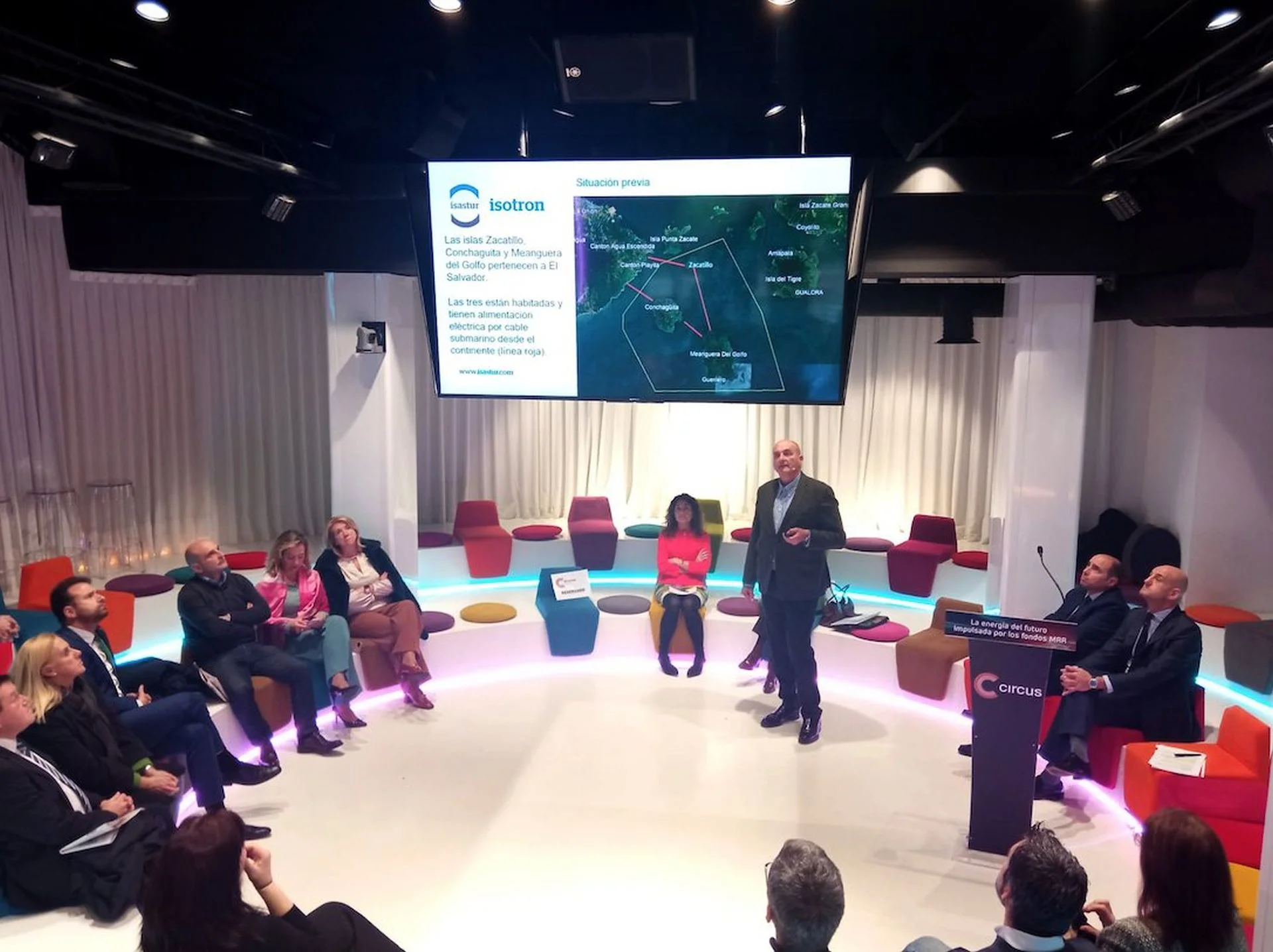 ISASTUR participó en la jornada "Las energías del futuro"