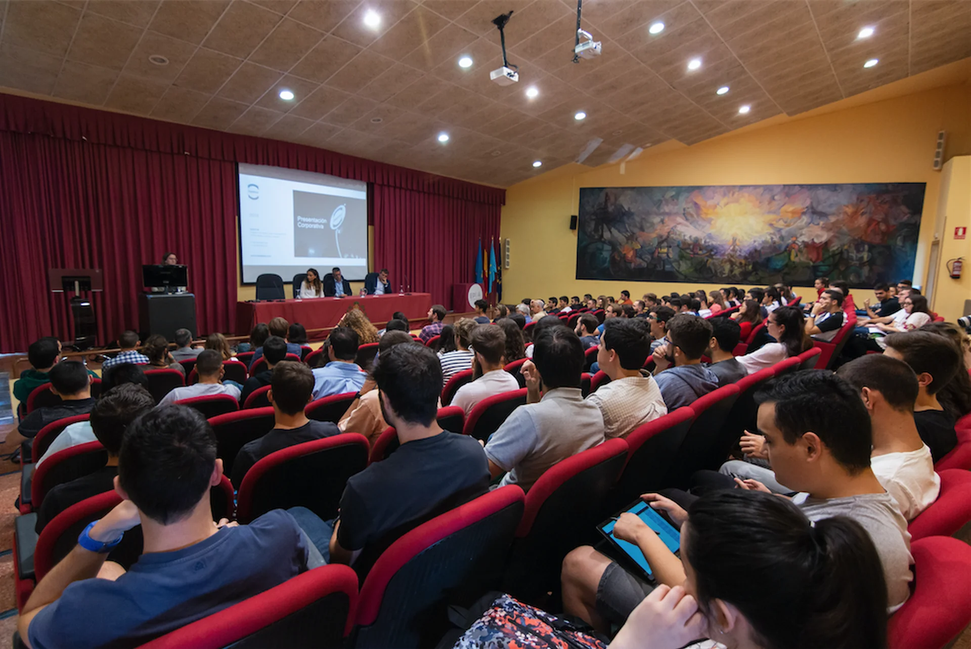 ISASTUR presenta su programa de prácticas para estudiantes de ingeniería