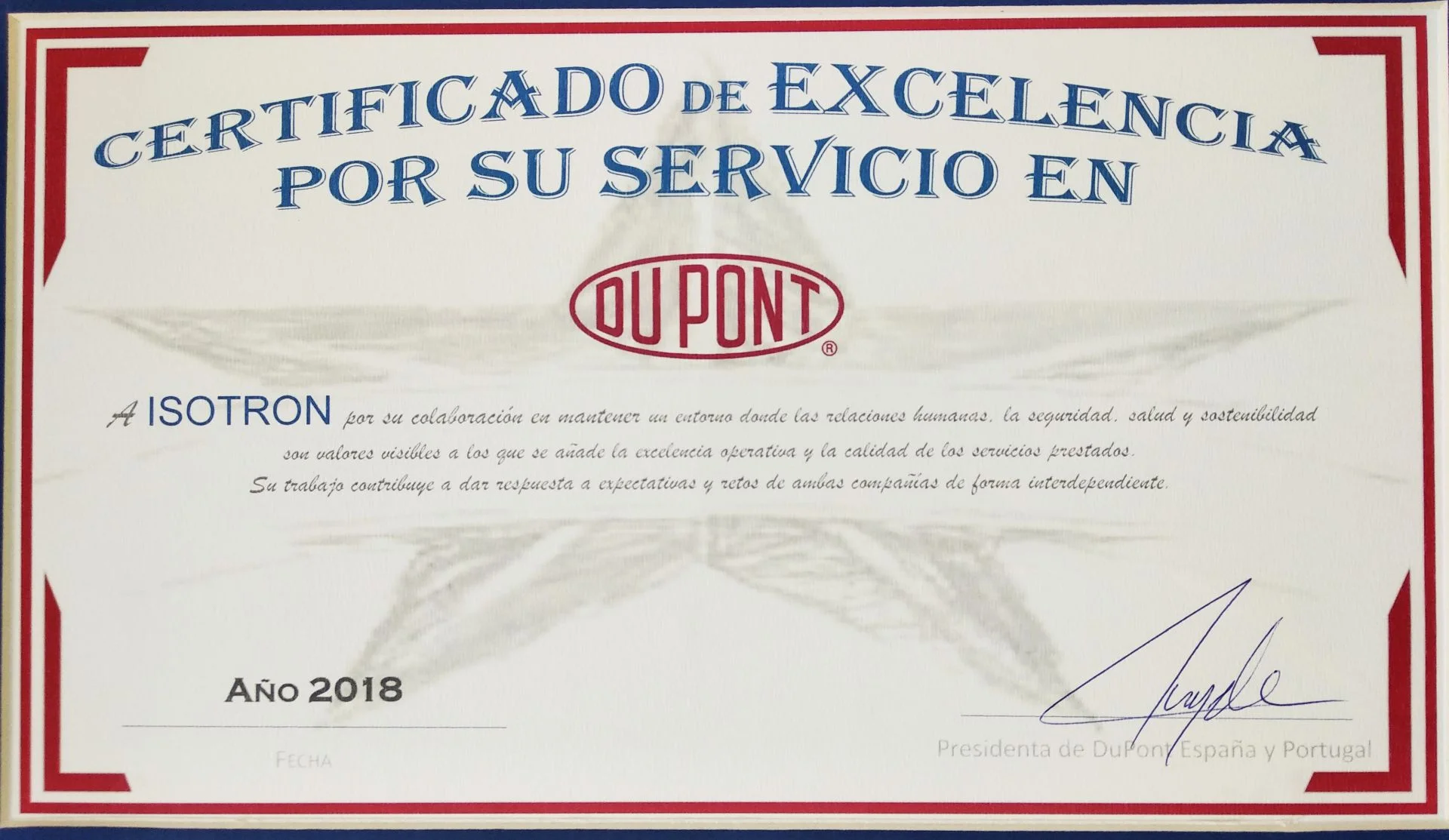 DuPont entrega a ISOTRON un Certificado de Excelencia en sus servicios