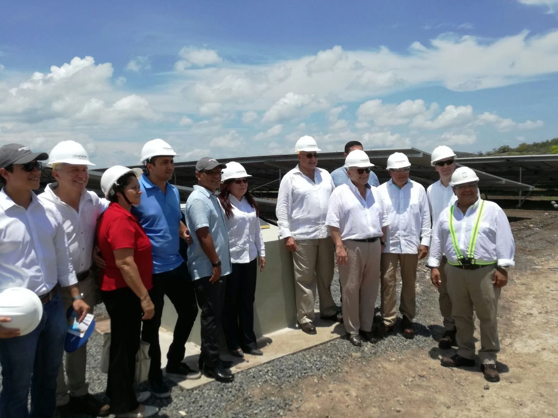 ISOTRON inaugura la primera planta fotovoltaica del proyecto Bósforo