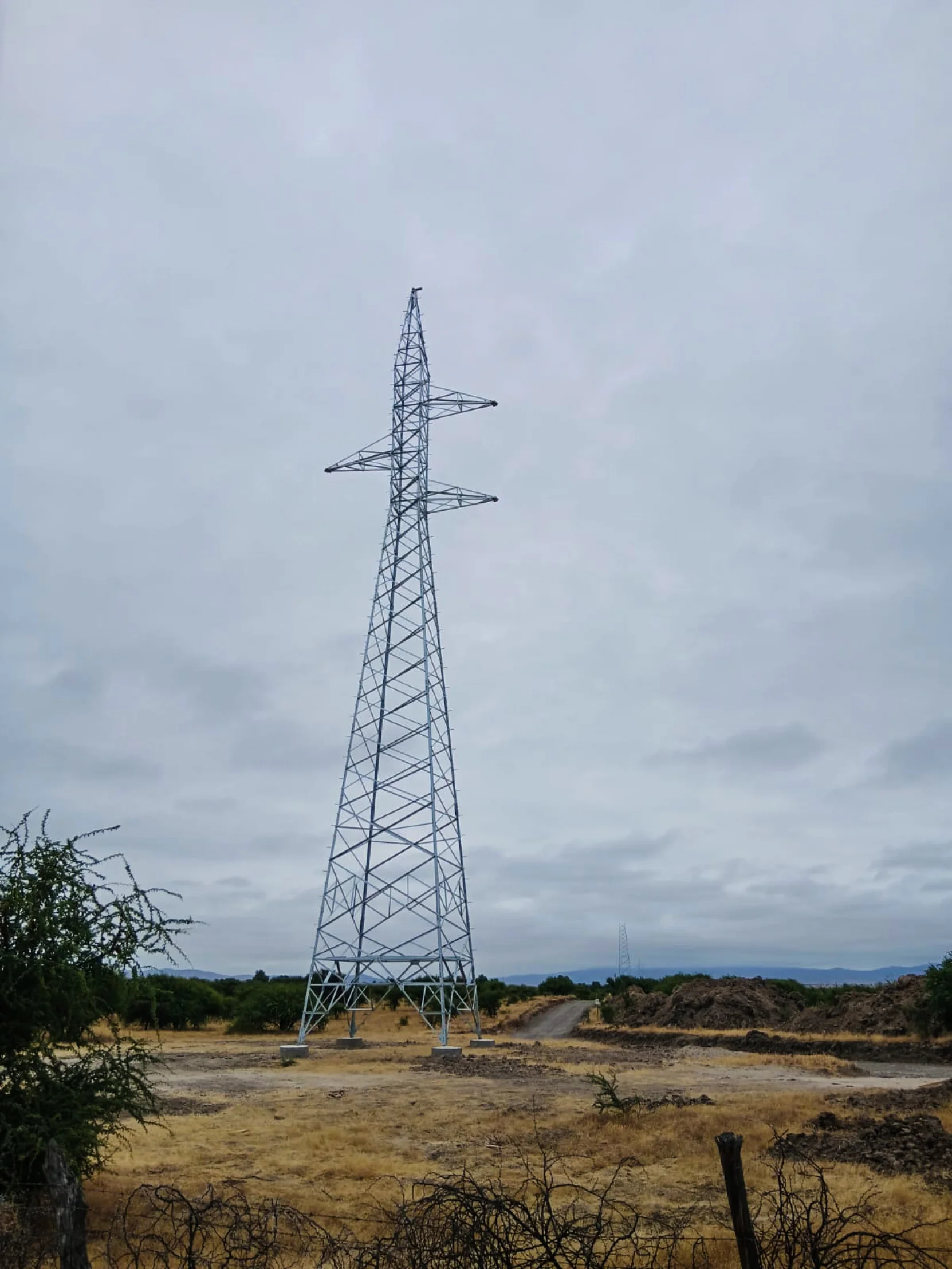 Línea aérea 220 kV parque eólico Campo Lindo 66 MW