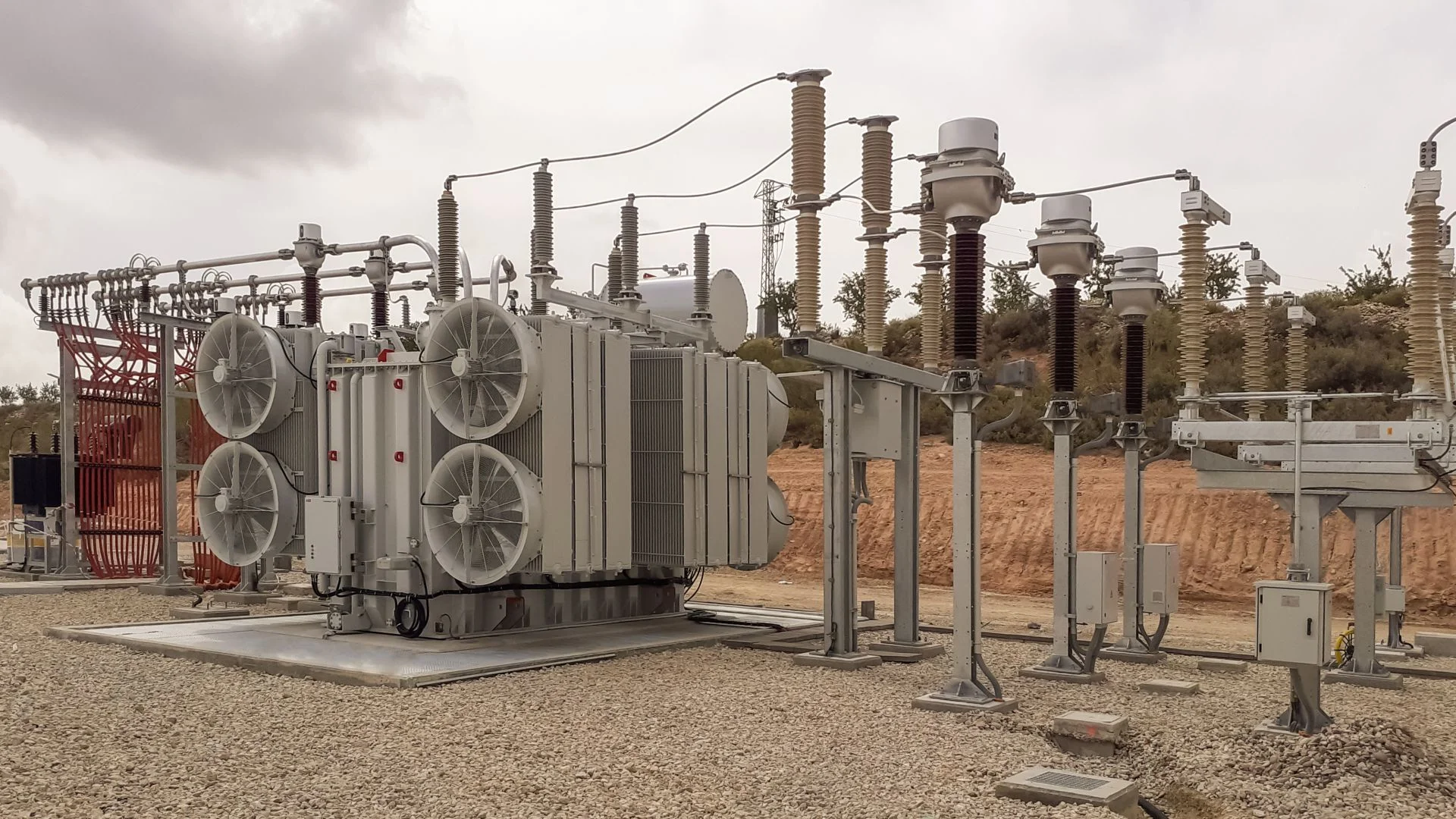 Planta fotovoltaica Vallobar, Las Penas I y Las Penas 2 165 MW