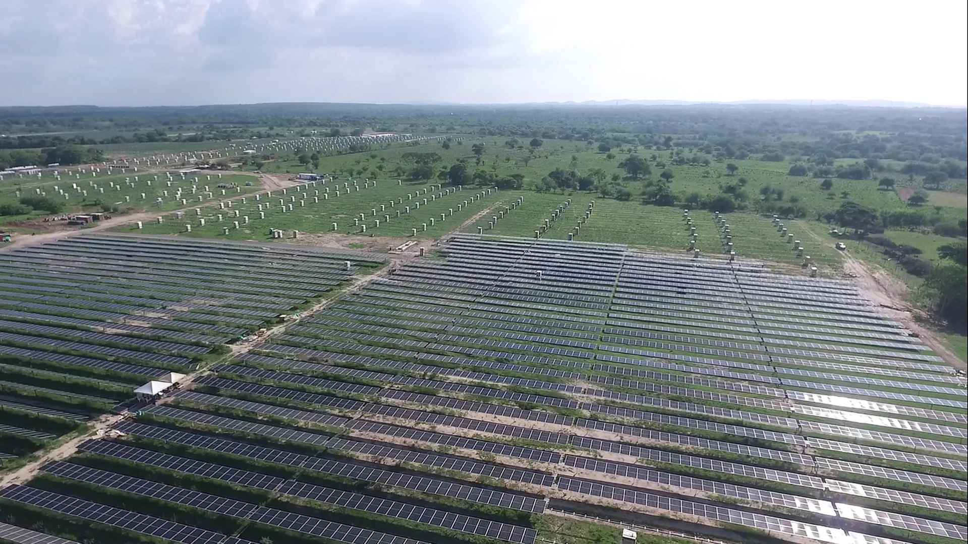 Planta solar fotovoltaica Caracolí 56 MWp
