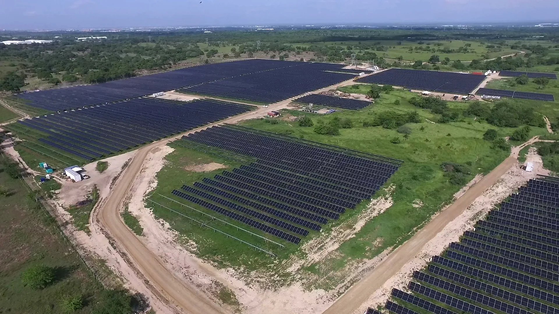 Planta solar fotovoltaica Caracolí 56 MWp